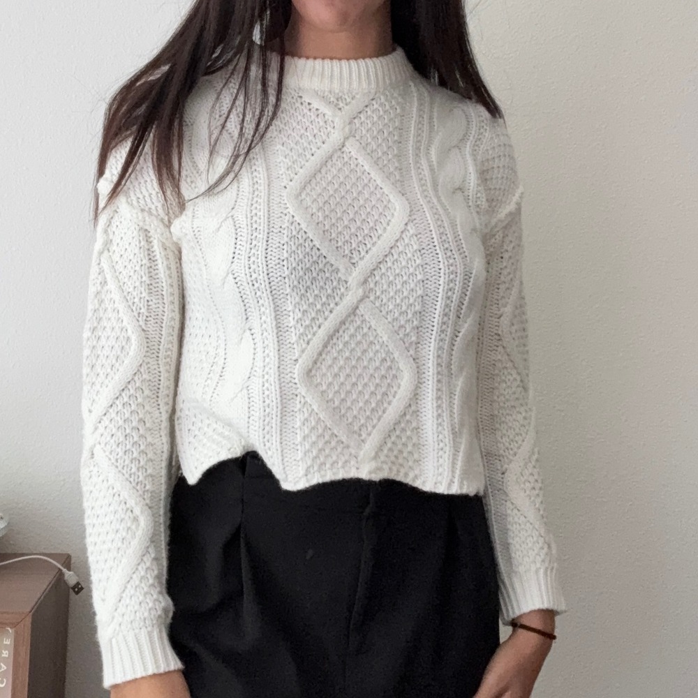AEMI+CO White Cable Knit Cropped Sweater Crew Neck Chunky Knit 397CK Medium